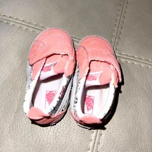 Baby shoes